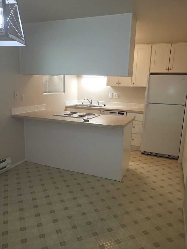 Photo - Watts-8309 Villa Unit 1