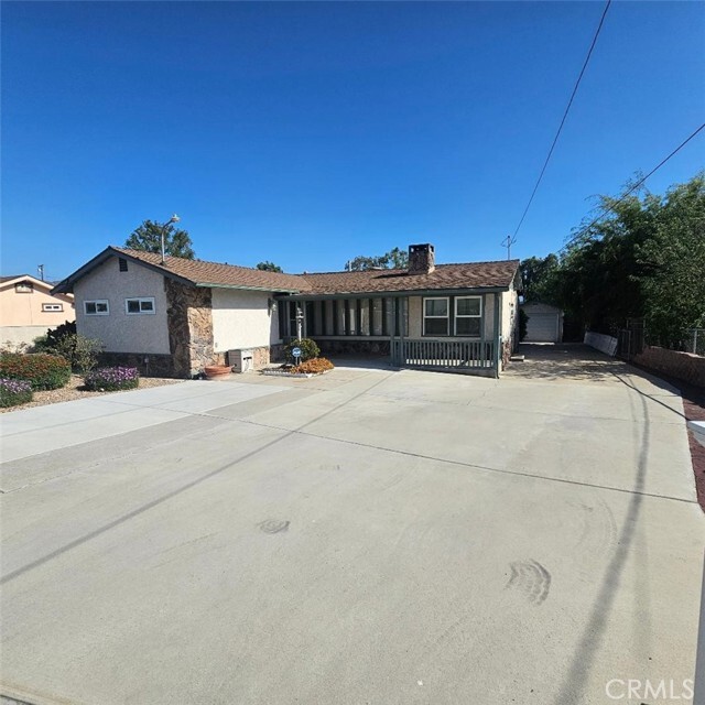 Photo - 746 River Dr House