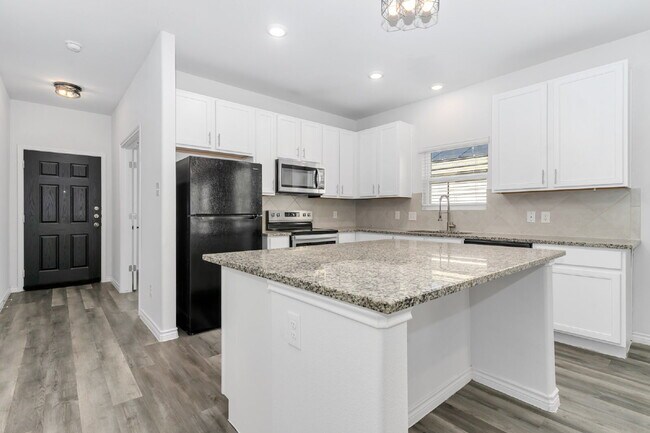 Photo - Modern 4–5 Bedroom Fort Worth Home for Ren...