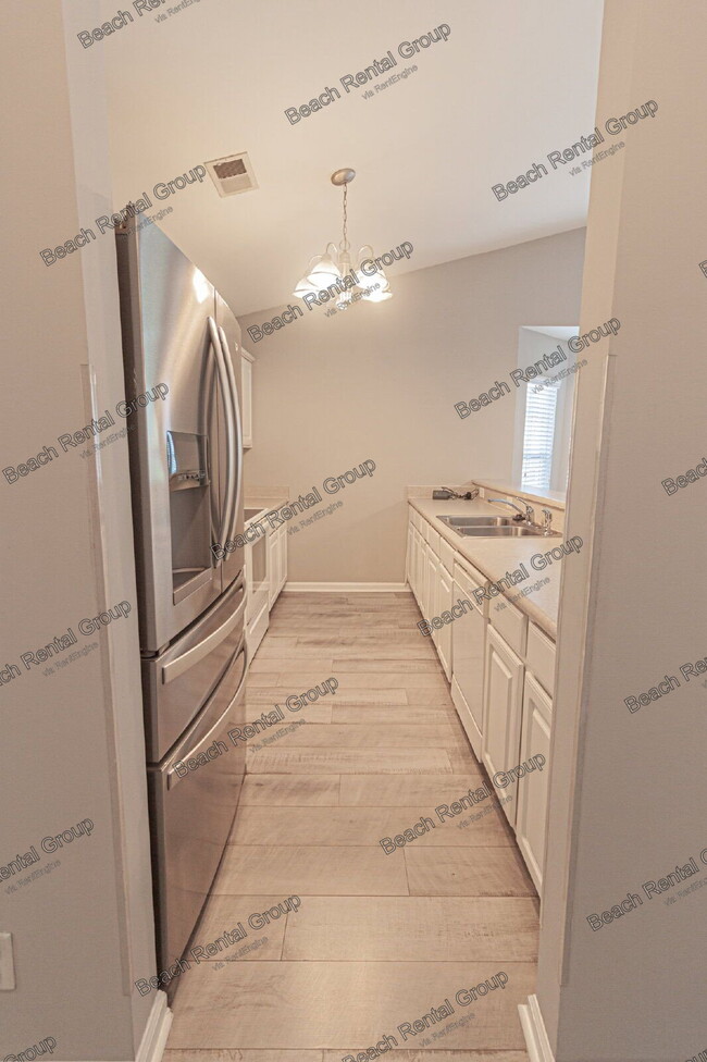 Photo - 4850 Meadowsweet Dr Unidad Apartment 1709
