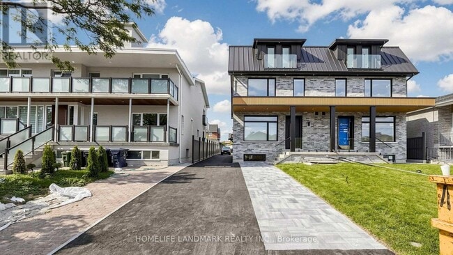 Photo - 750 Glengrove Ave W