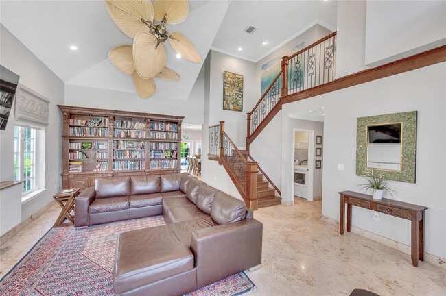 Photo - 3316 NE 16th St