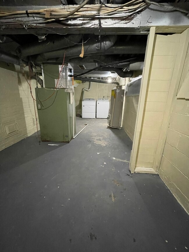 Basement - 102 N Center St Unit #1