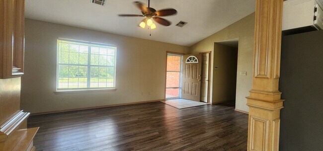 Photo - 6840 NW Willow Springs Dr