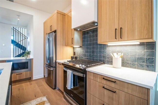 Photo - 700 Denson Dr Unit 1104