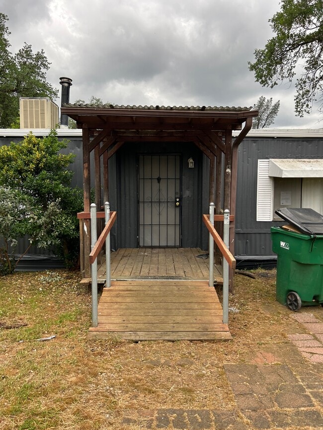 Photo - 18395 Oasis Rd