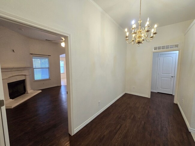 Photo - FOR LEASE! 3/2/2 Home in Golden Pond Estates HOA! (35% BAC)