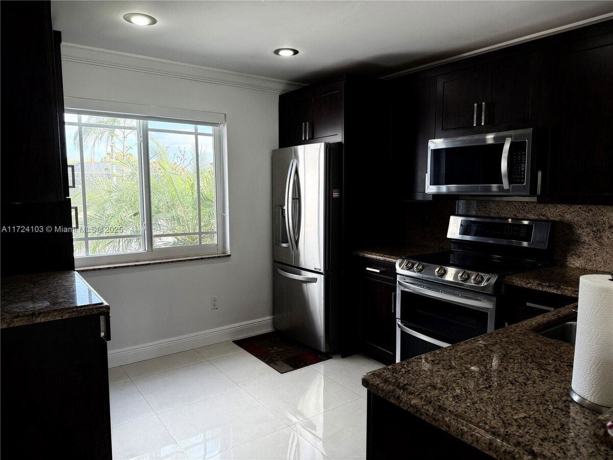 Photo - 15730 SW 152nd Ave