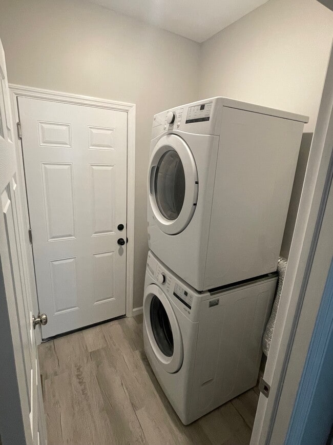 Photo - 94 Timber Hill Dr