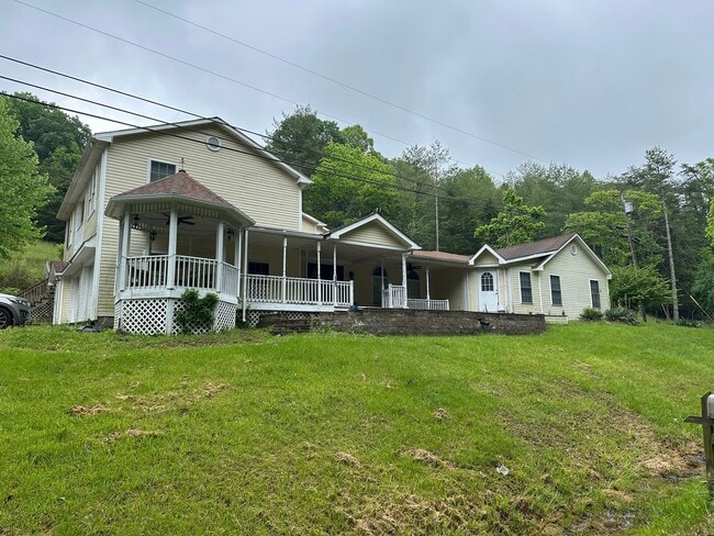 Massive Home for Rent - Massive Home for Rent