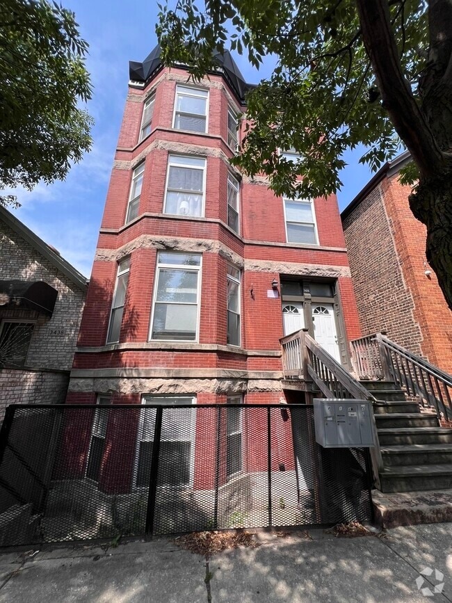Building Photo - 3436 S Wallace St Rental