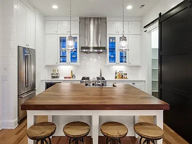 Photo - 705 Old Dairy Dr