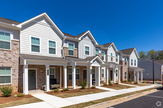 Building Photo - Covey Homes Paper Mill