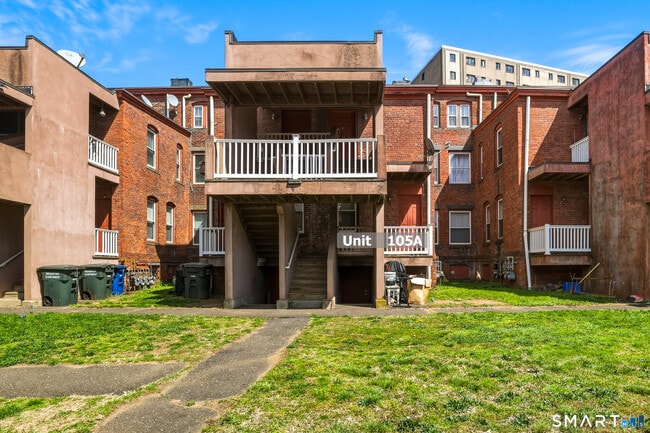 Photo - 105 William St Unit A