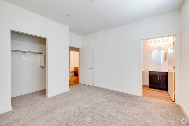 2HAB, 2BA - 828SF - Dormitorio principal