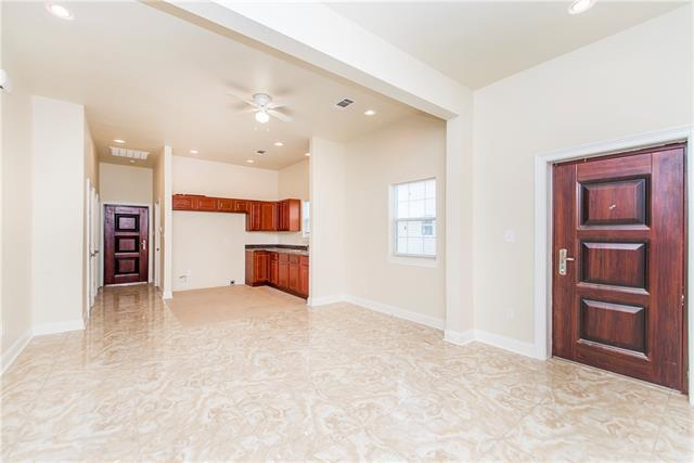 Photo - 1006 S Pine St