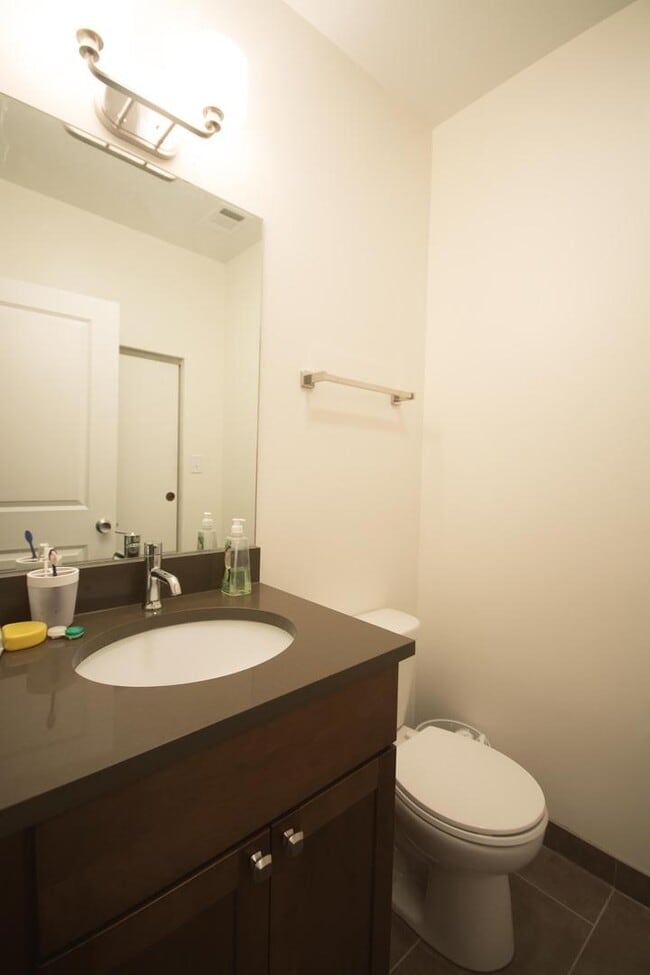 Photo - 3 bedroom in Chicago IL 60614 Unidad 1R