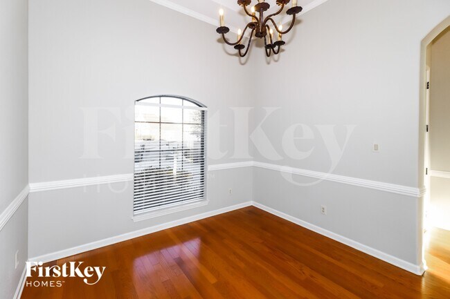 Photo - 100 Whispering Creek Cove