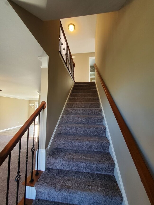 Photo - Maryville 37804 - 3 bedroom, 2.5 bath home with fireplace - Call Karen Robertson (865) 454-7626