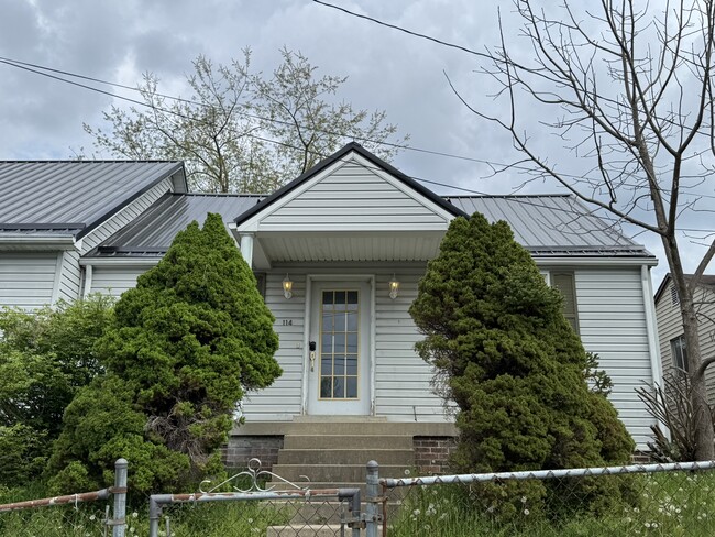 Building Photo - 114 Edgemont Dr Rental