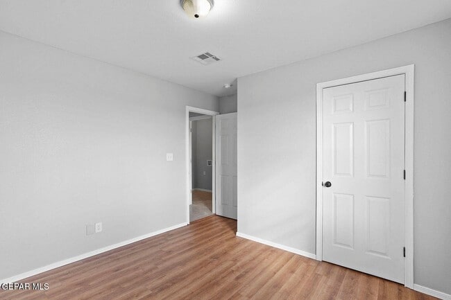 Photo - 6325 Geiger Ave