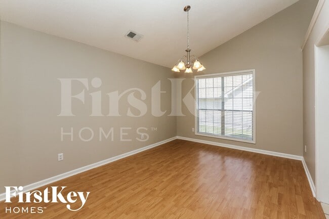 Photo - 200 Summer Hill Dr