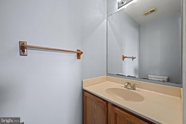 Photo - 30 Woodhollow Ct