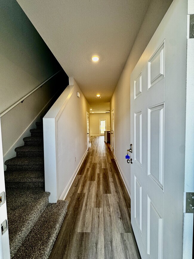 Photo - 5673 Stellarjay St