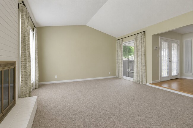 Photo - 3210 Rambling Oaks Dr