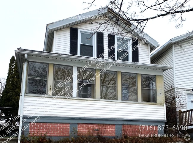 Building Photo - 136 Lyndhurst St Rental