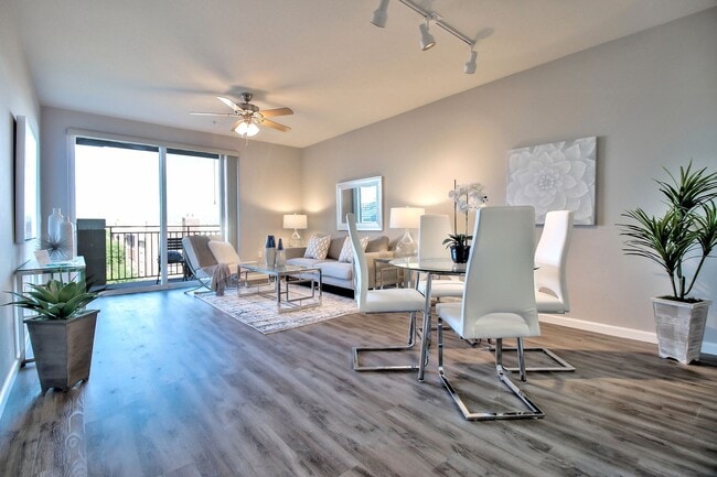 Photo - Luxury 2-Bedroom Monte Vista Condo with Downtown Views & Monthly House Cleaning Included Unit 308