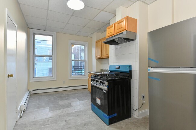 Photo - 531 28th St Unit 1