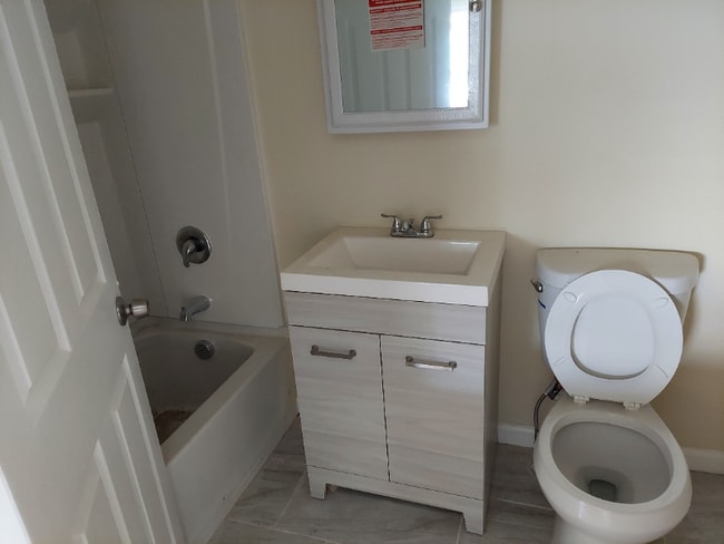 Photo - 76-76 New Park Ave Unit 3B