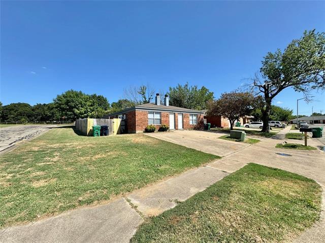 Photo - 305 Casie Ct