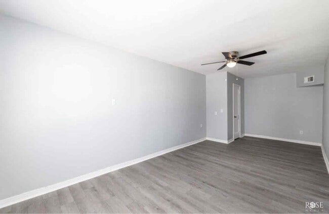 Photo - 912 N Monroe St Apartamento Unidad 912 N Monroe St.  B