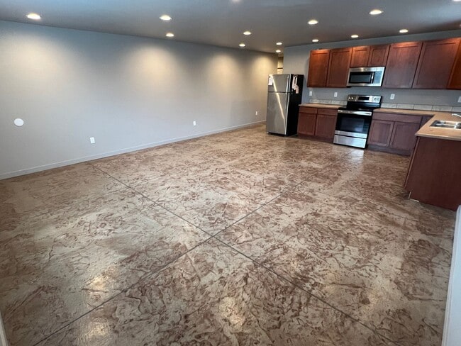 Photo - 511 F St NE Unidad A