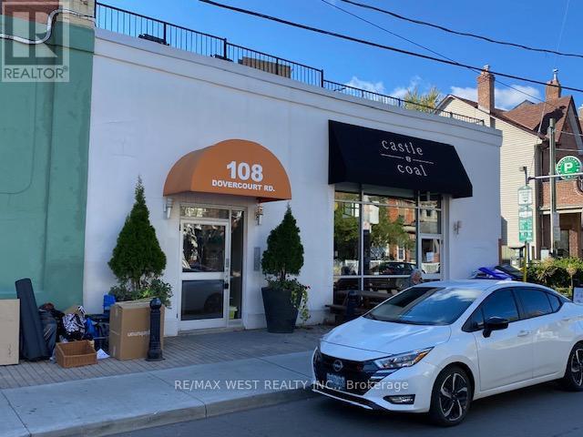 Photo - 108 Dovercourt Rd