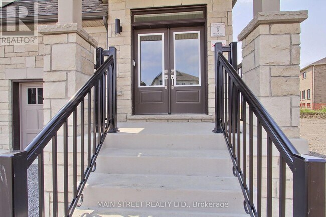 Photo - 12 Donald Ingram Cres