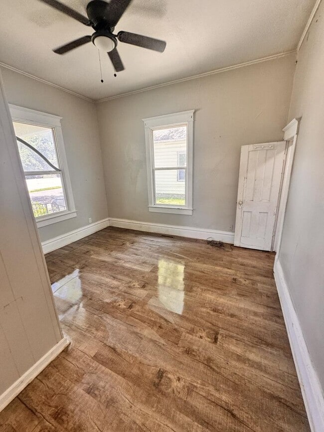 Photo - Charming Family Home in the Heart of Carterville