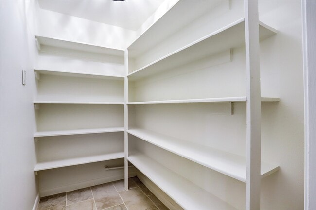 Photo - 3611 Galway Ln