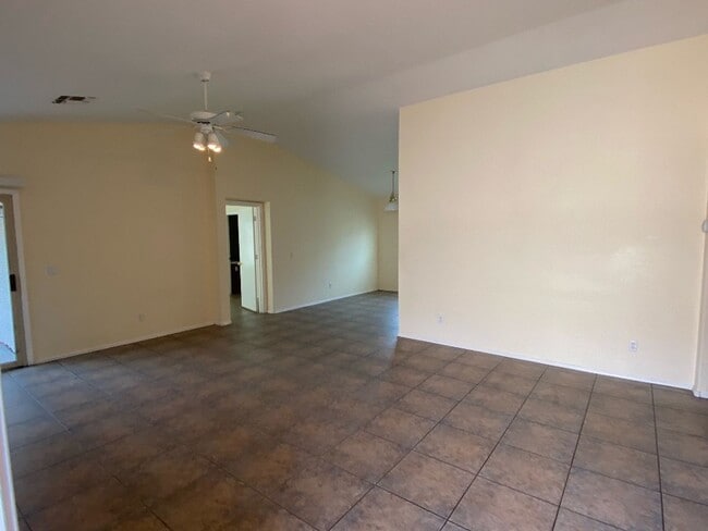 Photo - 11425 W Pinehollow Dr