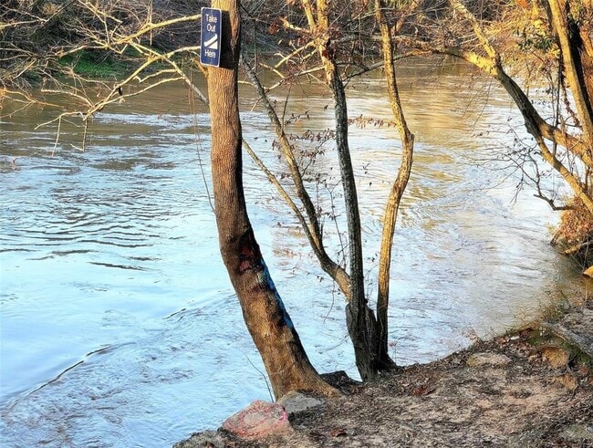 Building Photo - 1801 Stoney Brook Dr Unit 106