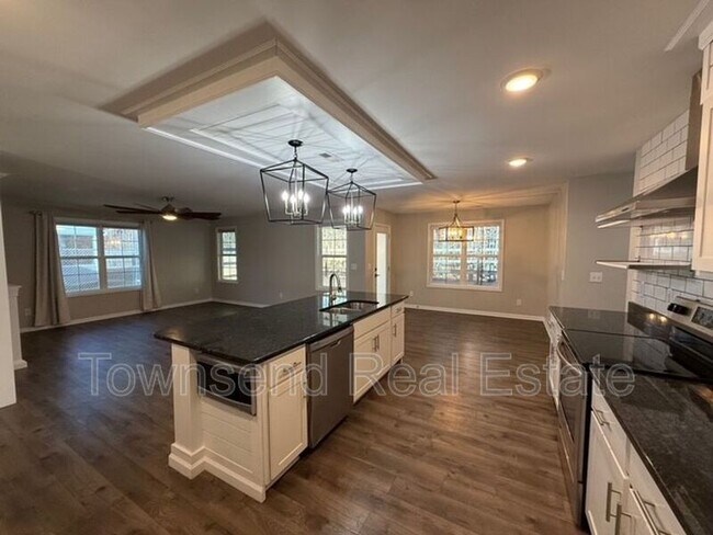 Photo - 83 Kotata Ave