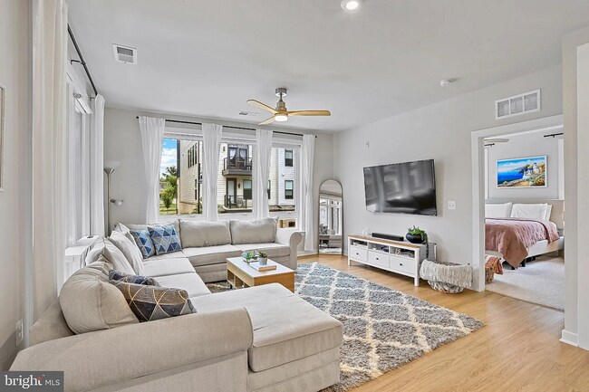 Photo - 1675 Bandit Loop Unit 201B