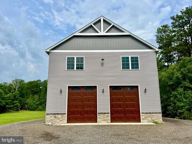 Building Photo - 44845 Dot Banagan Ln Unit GARAGE APT