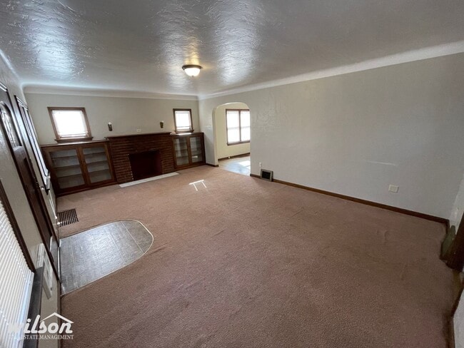 Photo - Spacious 4-Bedroom Oasis in the Heart of Yakima – Perfect for Family Living!