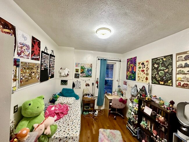 Photo - 14 Ashford St Unit 4R