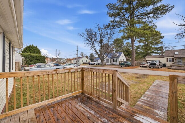 Photo - 3 BED 1 BATH SINGLE FAMILY FOR RENT IN OCEANA GARDENS - VIRGINIA BEACH