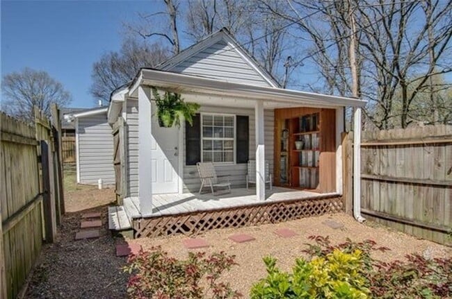 Building Photo - Beautiful Cottage Studio Rental
