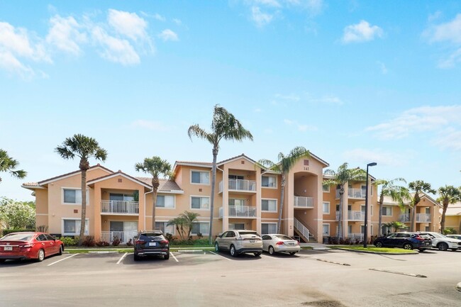 Photo - 141 SW Palm Dr Unit 306